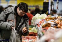 Photo of Инфляция снова не дает вздохнуть: отдельные продукты питания в Латвии подорожали на треть