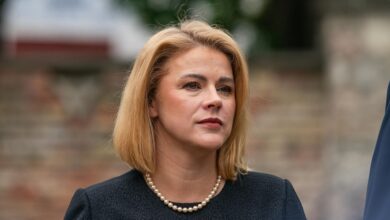 Photo of Ведомствам Латвии придется сокращать зарплатный фонд и сотрудников