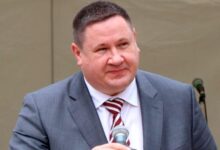 Photo of Мэр-националист Хелманис не запросил допуск к гостайне, без него он не сможет работать