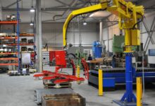 Photo of «На пульте горят уже все красные кнопки, но рулевой не видит»: Латвия в долговой яме