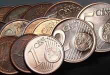 Photo of Почему Латвия пока не отказывается от монет в один и два цента