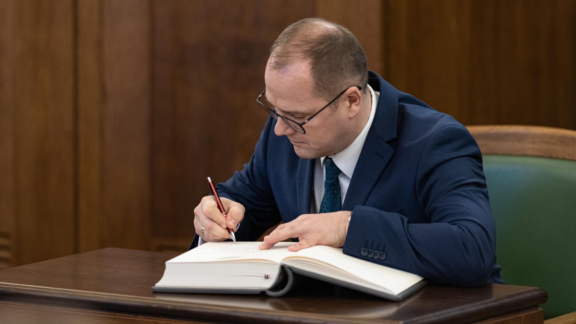 Photo of Нацблок требует отставки Чударса