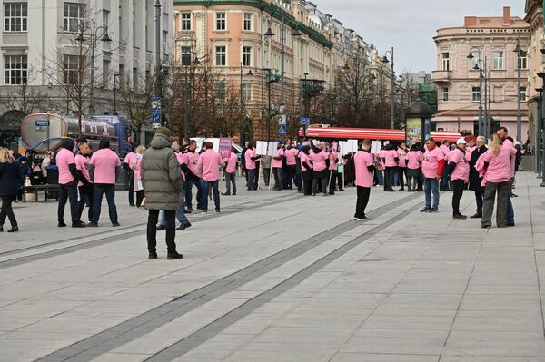 Photo of В Литве прошла акция протеста производителей молока